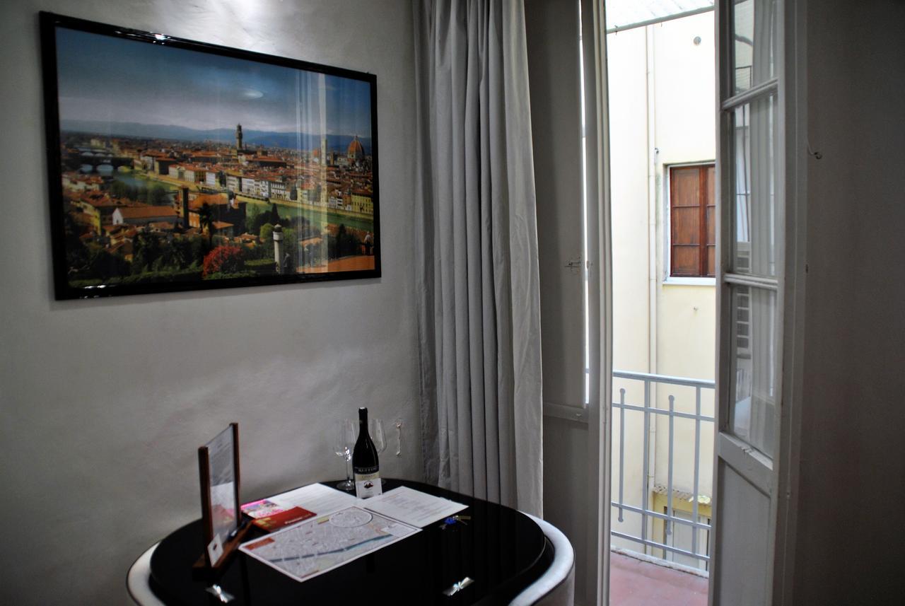 Sleep Florence Suite Servi Exterior foto