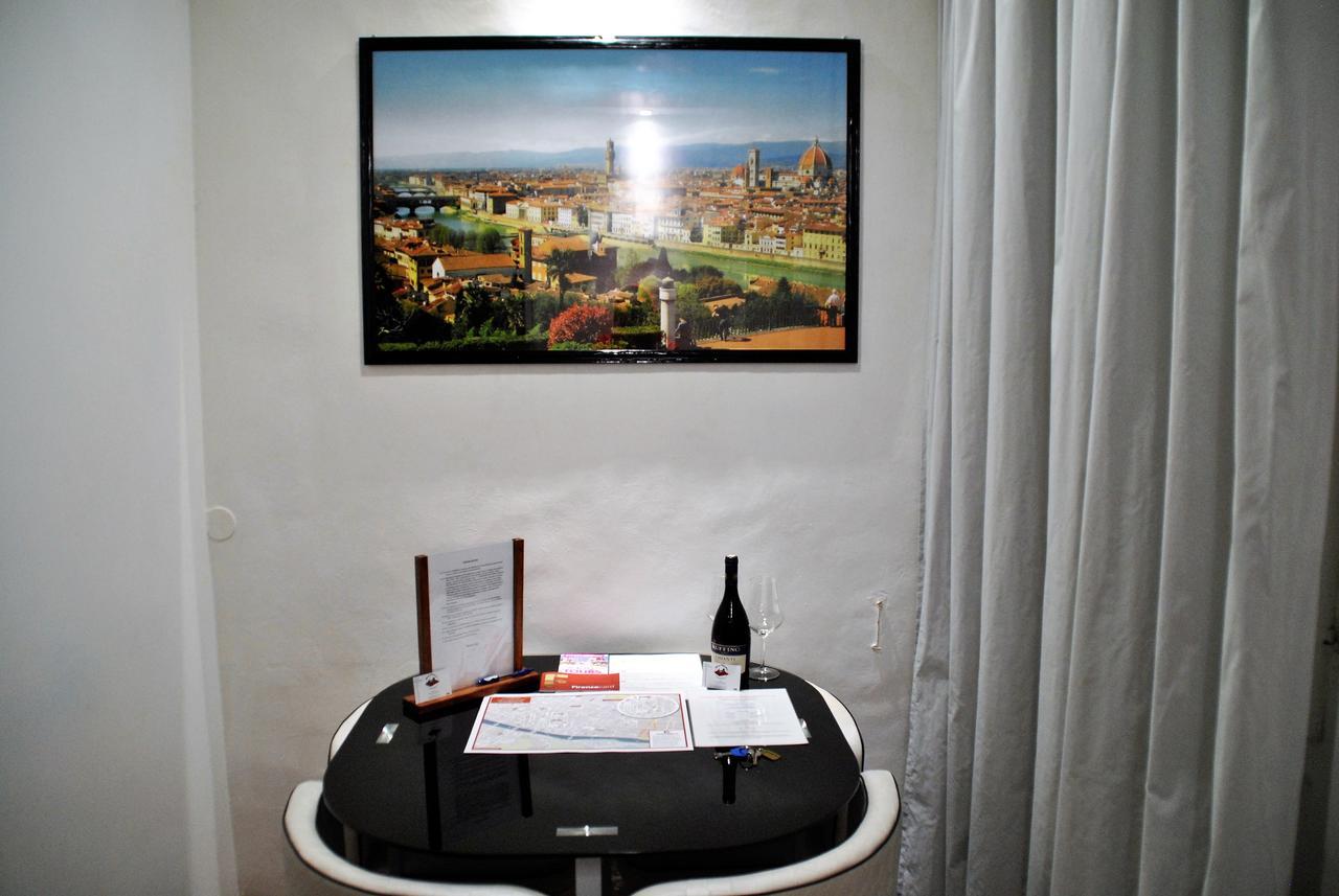 Sleep Florence Suite Servi Exterior foto