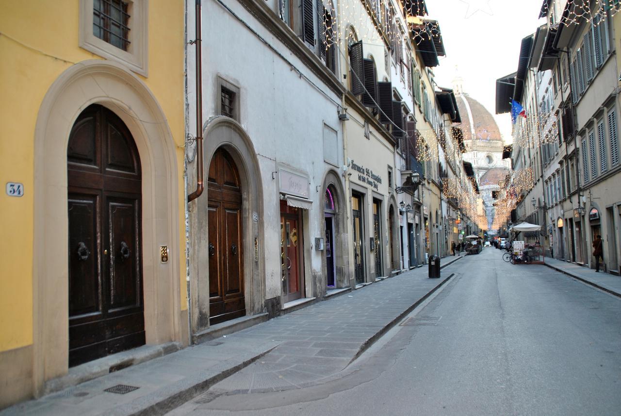 Sleep Florence Suite Servi Exterior foto